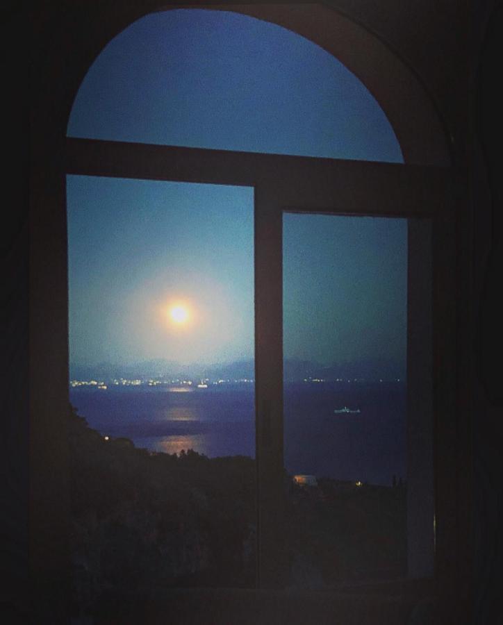 Vila Sky House Amalfi Coast Scala Exteriér fotografie